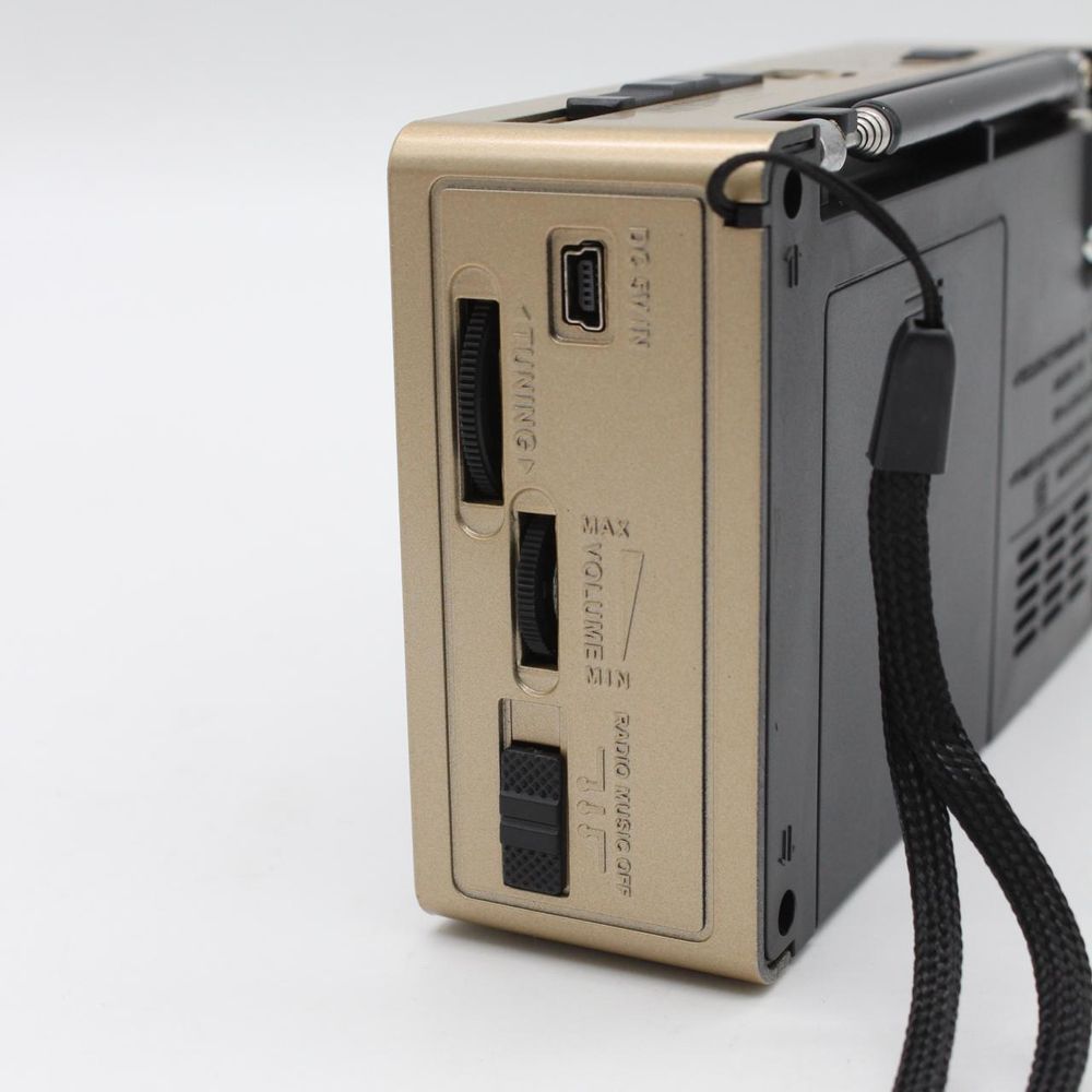 Радиоприемник с USB и фонариком, RX 8866, Золотой / Портативное FM-радио на батарейках 23456540502 фото